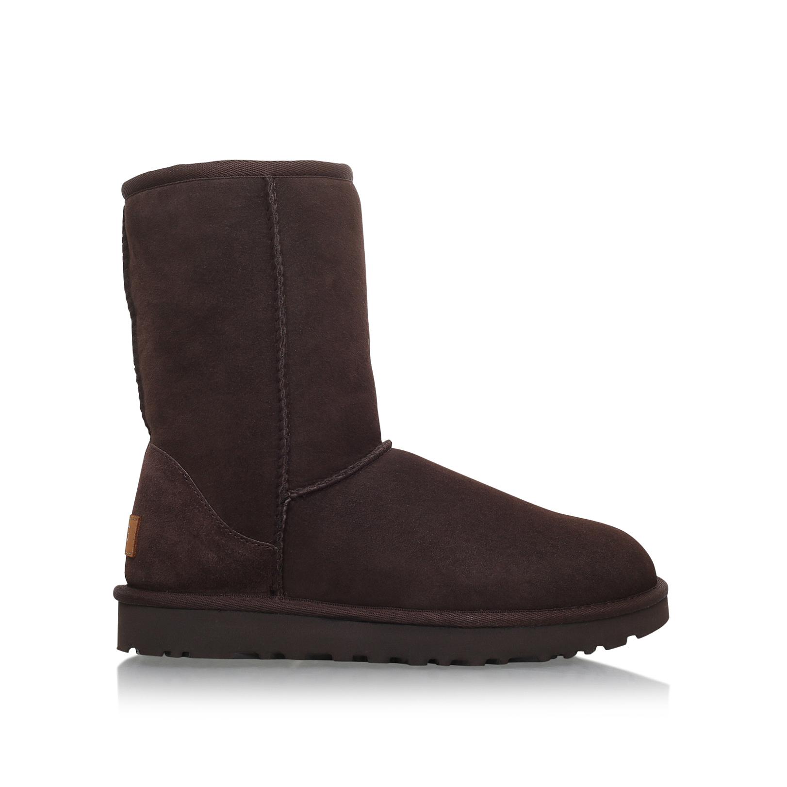 Classic Short Ii Ugg Boots Cheap Online Uk SHORT CHOC II UGG