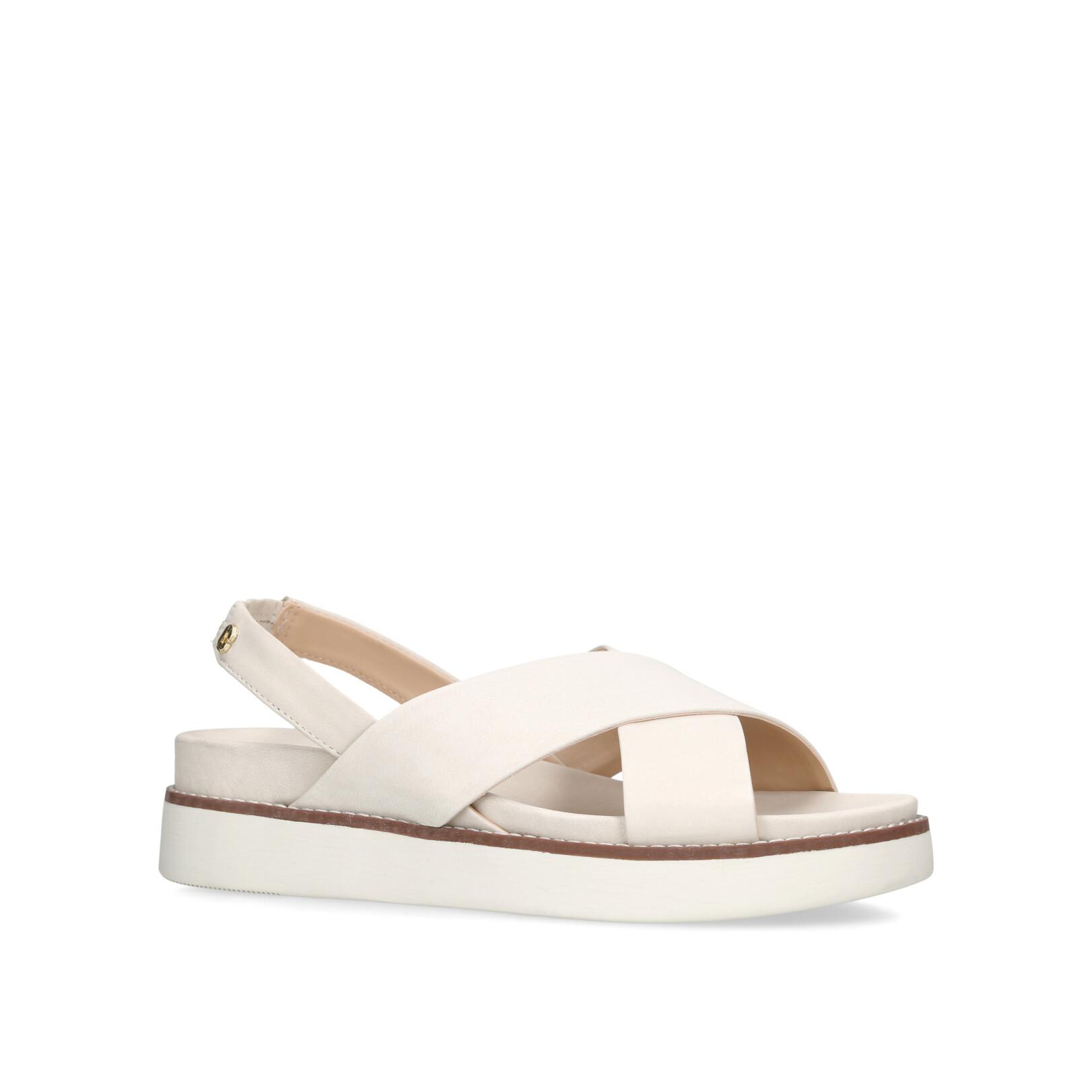 REIGN CARVELA Summer