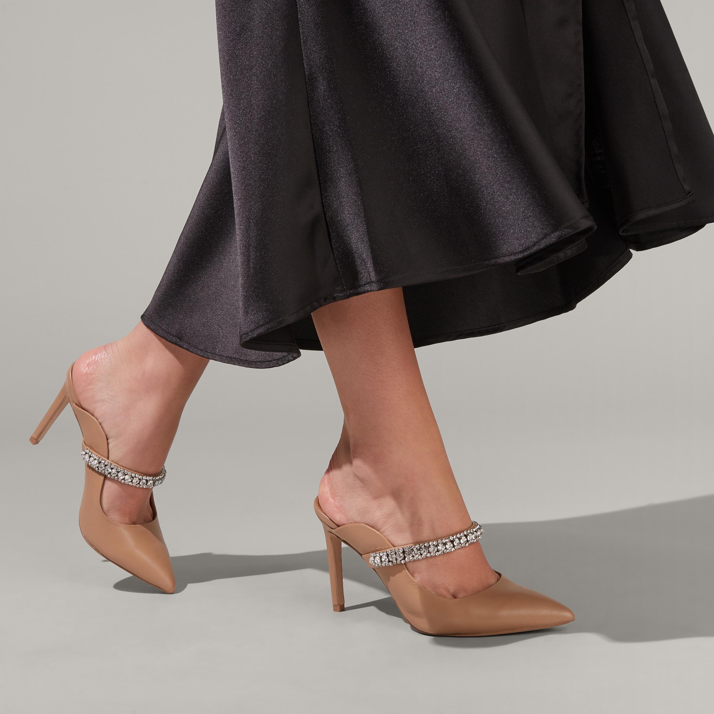 DUKE KURT GEIGER LONDON Courts