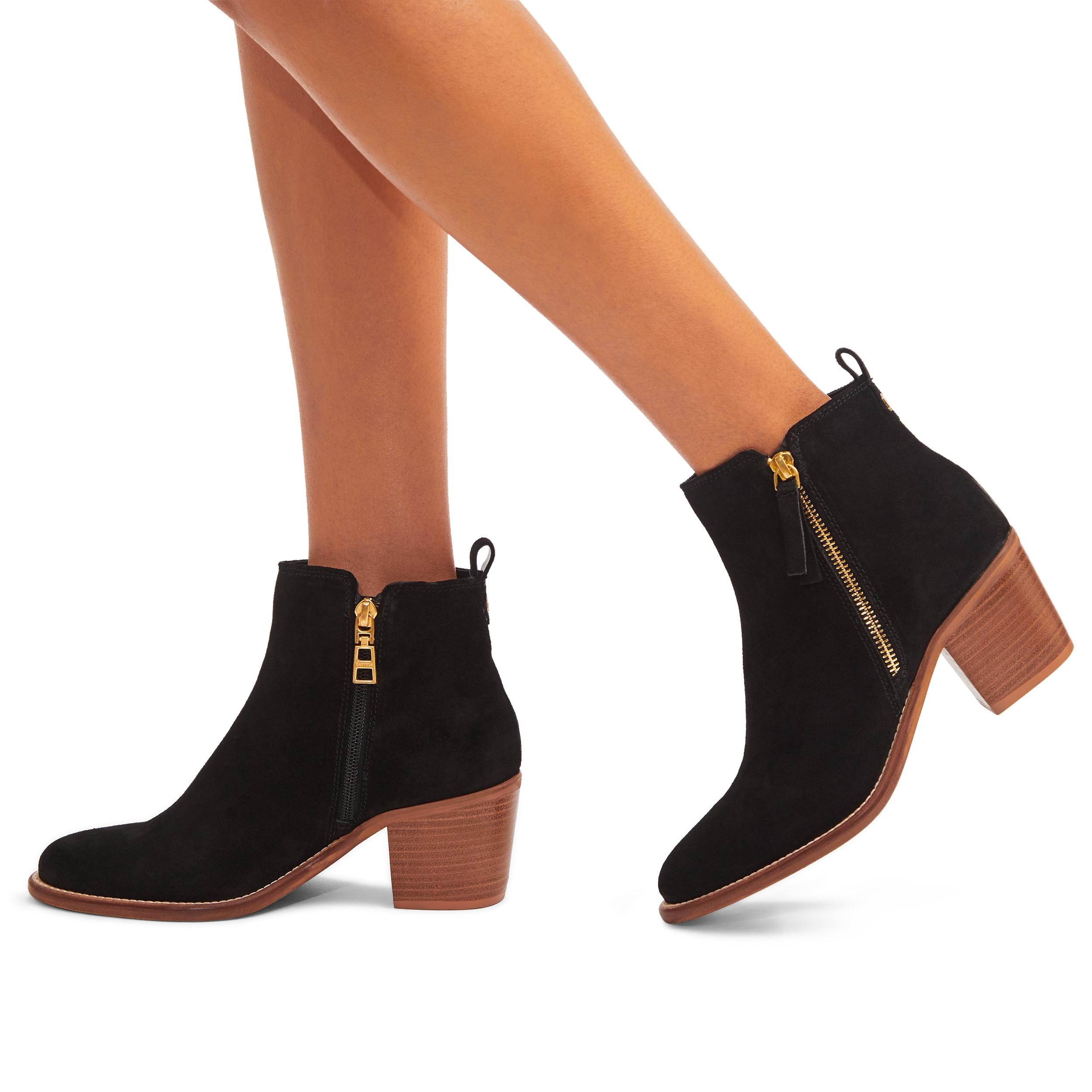 Carvela best sale scant boots