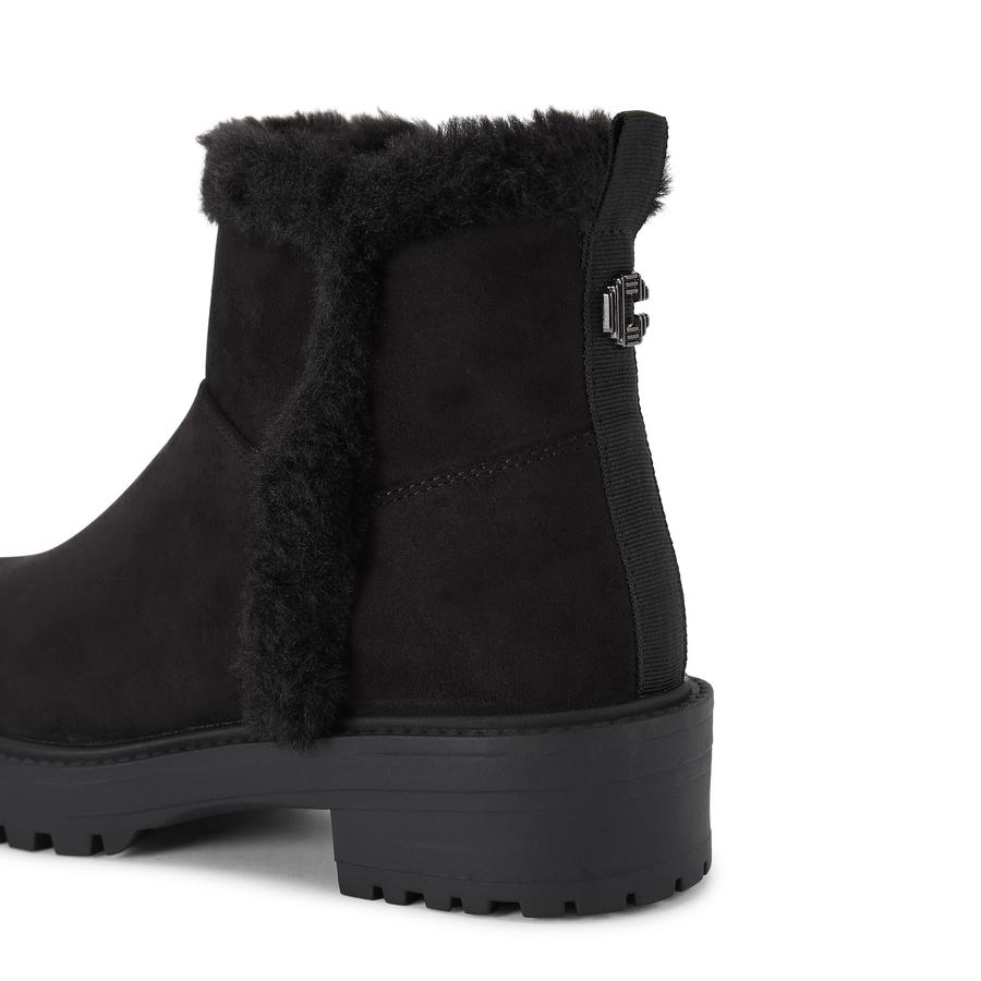 COSY ANKLE CARVELA Ankle Boots