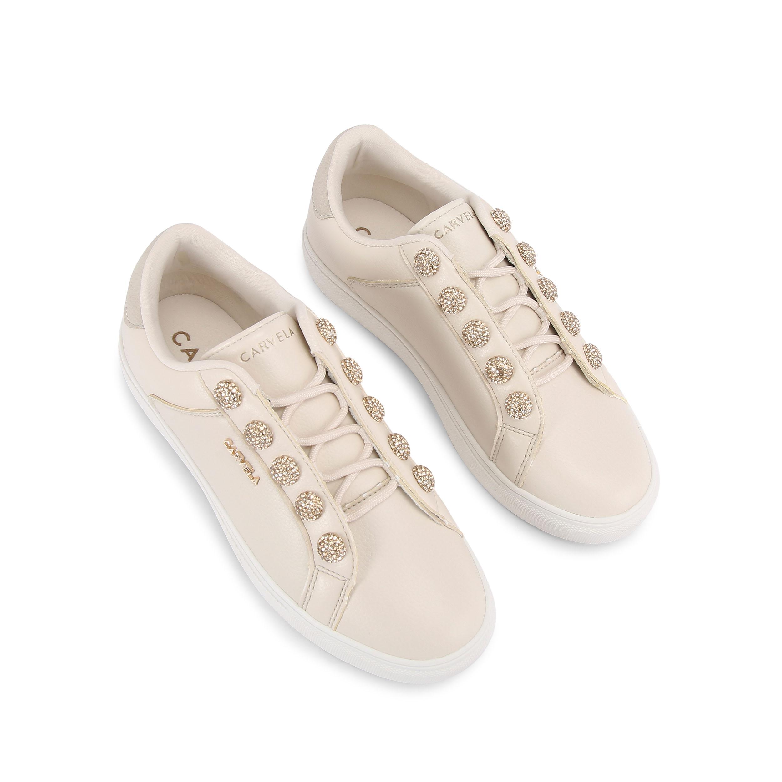 Carvela sparse clearance