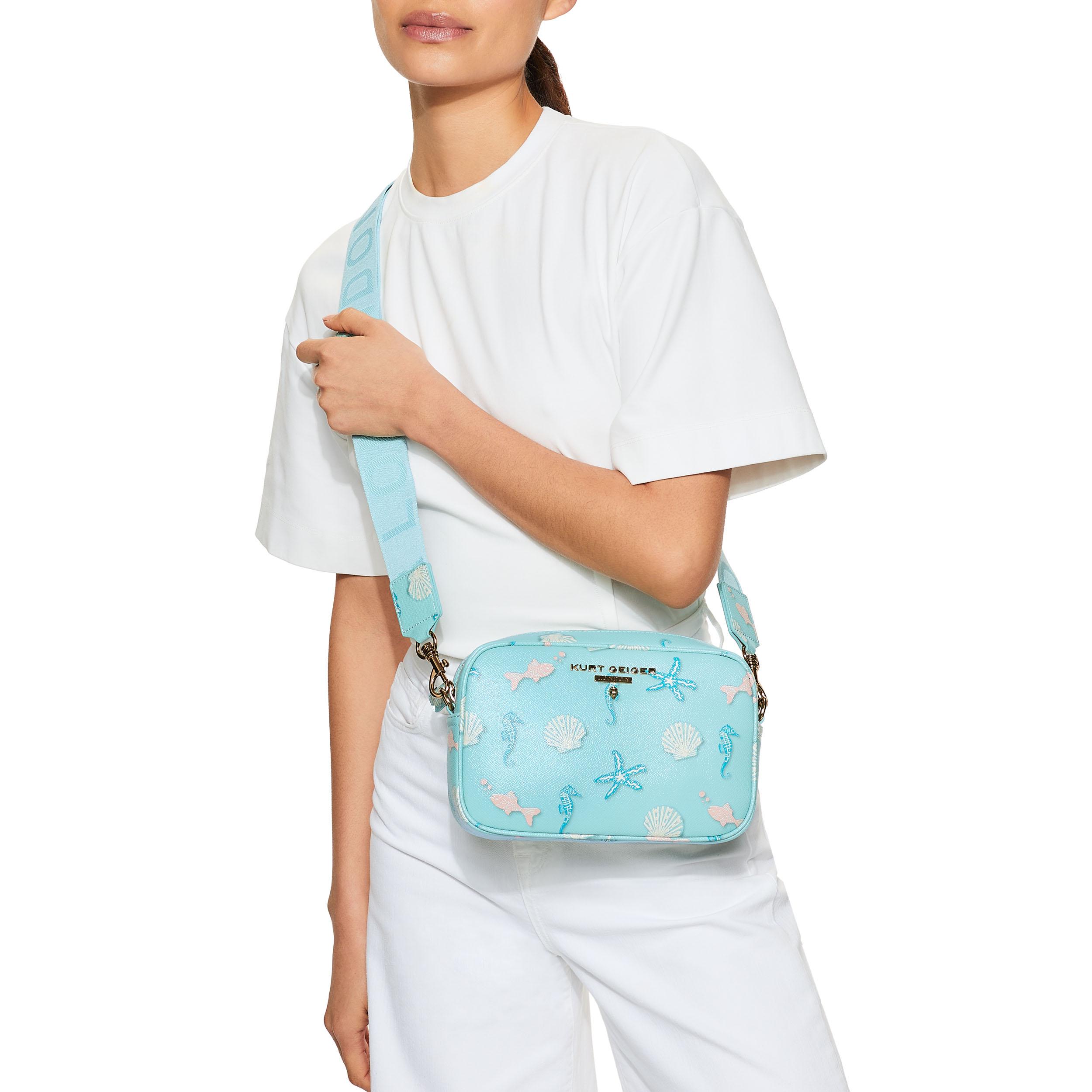 hampstead-lg-camera-bag-s-blue