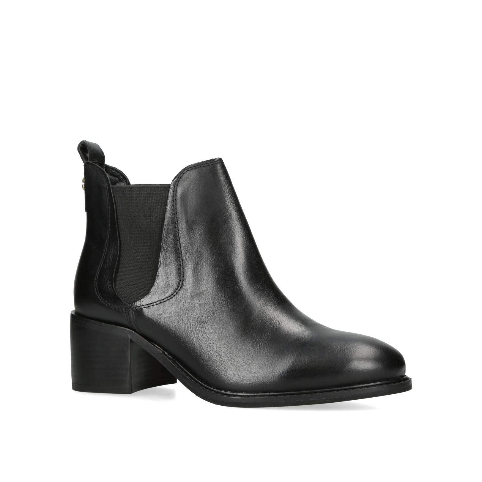 Carvela black store leather ankle boots