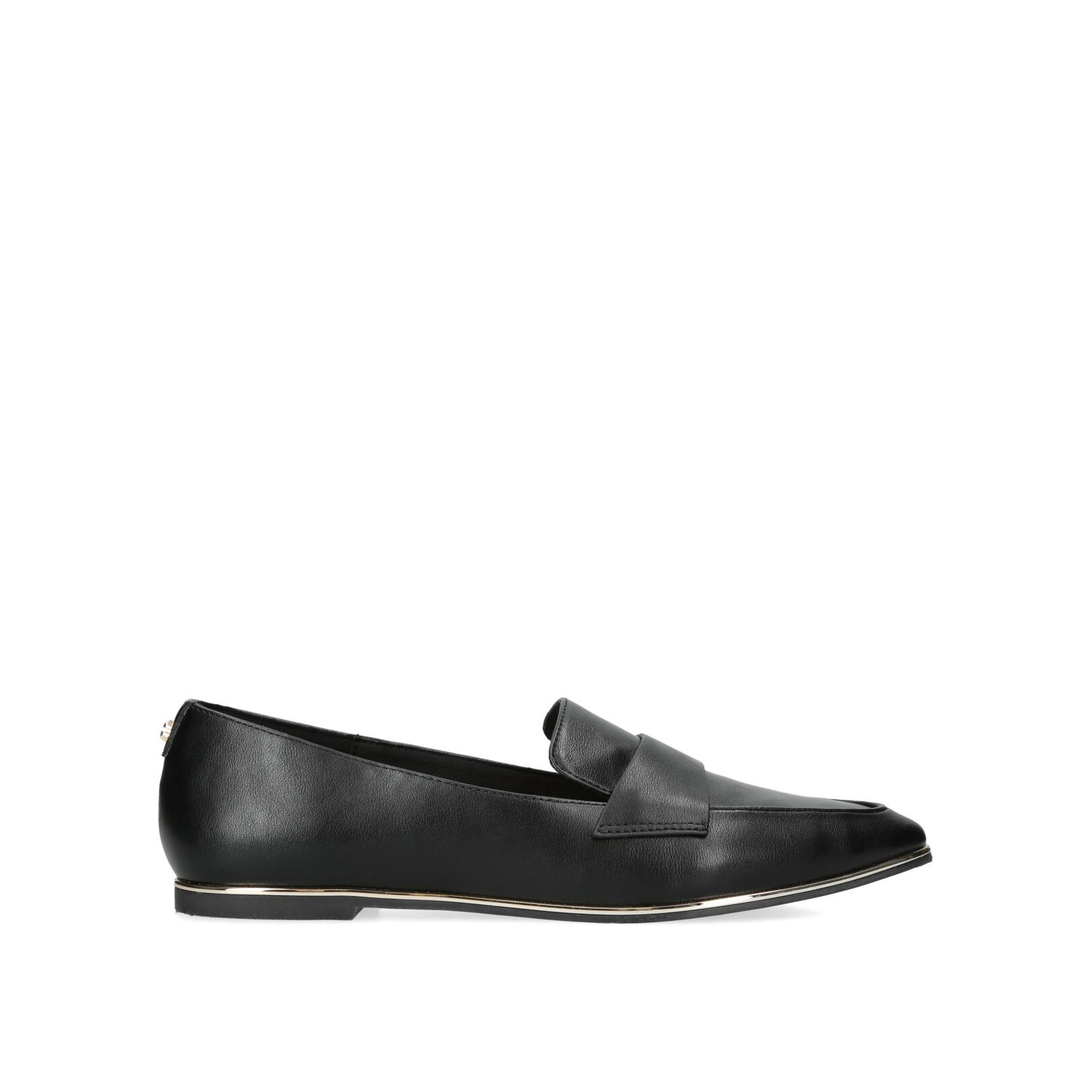 Black 2024 pointed loafers